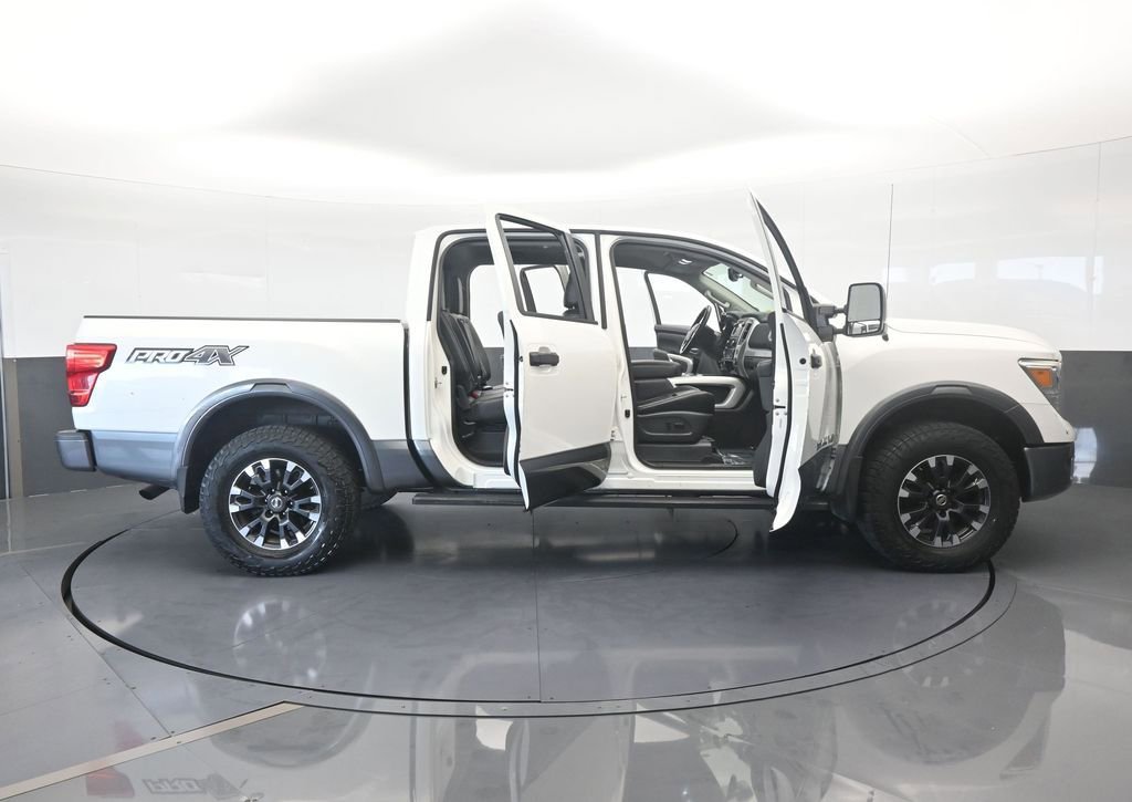 Used 2018 Nissan Titan PRO-4X w/ Pro-4x Convenience Package image 80