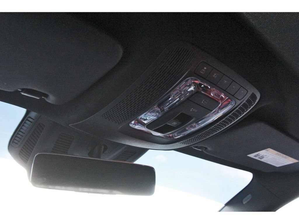 Used 2023 Mercedes-Benz GLA 250 image 27
