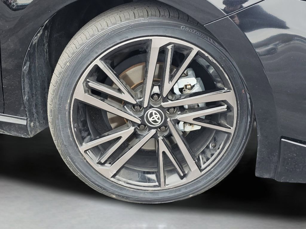 Used 2025 Toyota Camry XSE FWD image 18