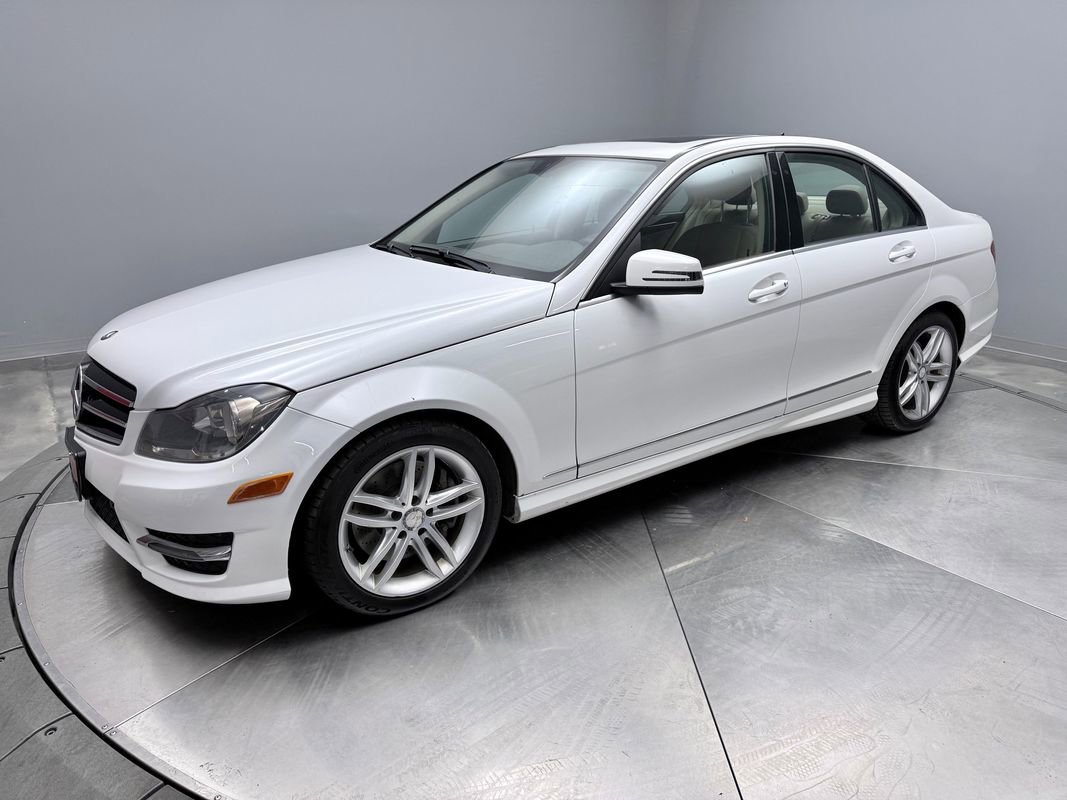 Used 2014 Mercedes-Benz C 300 4MATIC Sedan image 1