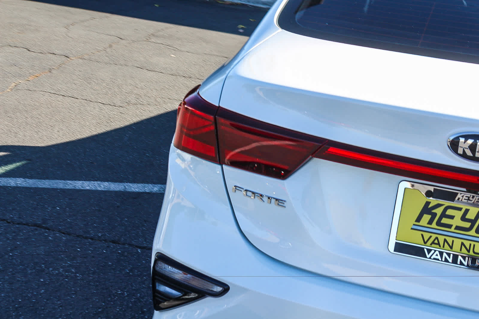 Used 2020 Kia Forte LXS FWD image 8