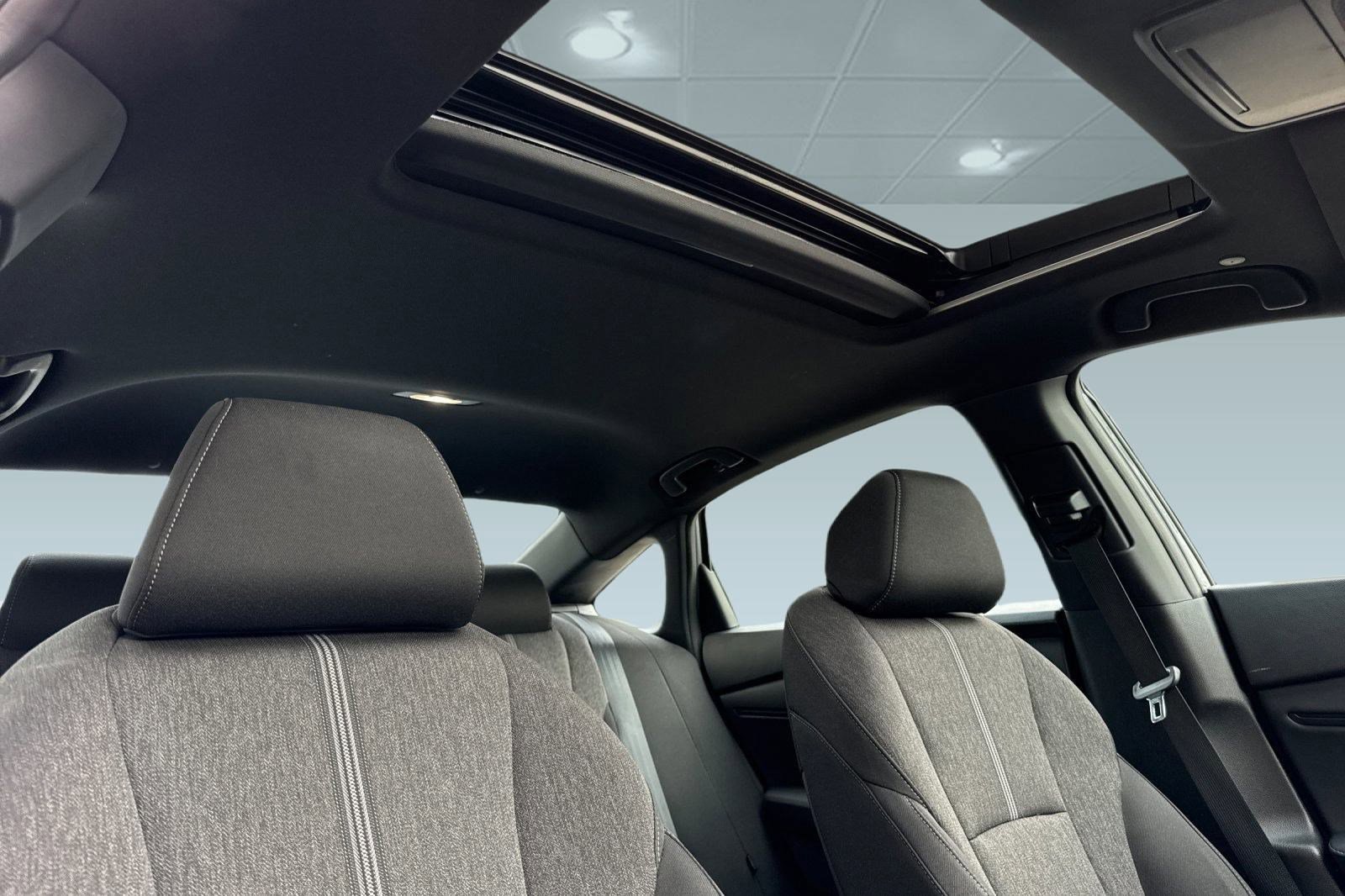 Certified 2023 Honda Accord Sport image 15