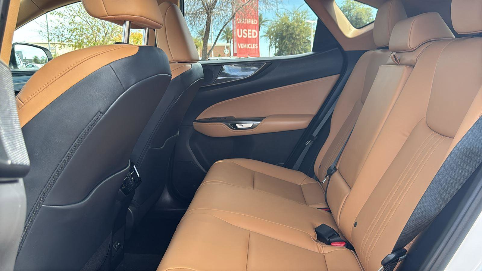 Used 2025 Lexus NX 350h AWD w/ Premium Package image 27