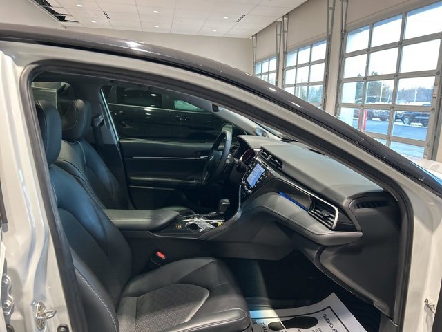 Used 2019 Toyota Camry XSE image 19