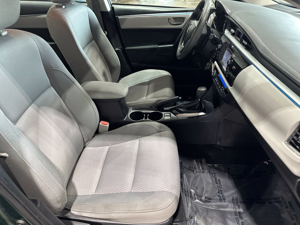 Used 2014 Toyota Corolla LE FWD image 17