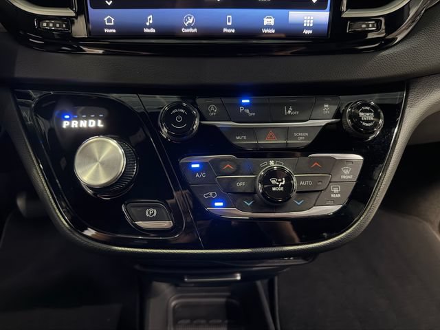Used 2025 Chrysler Pacifica Select FWD image 23