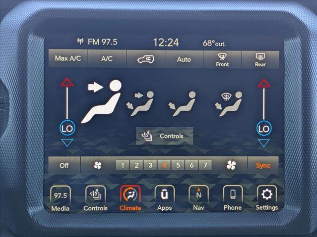 Used 2022 Jeep Wrangler Unlimited Sahara w/ Cold Weather Group image 17