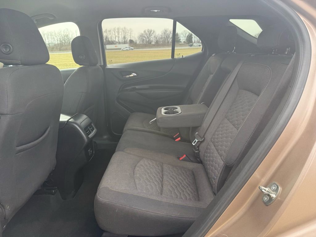 Used 2019 Chevrolet Equinox LT w/ Driver Convenience Package image 15