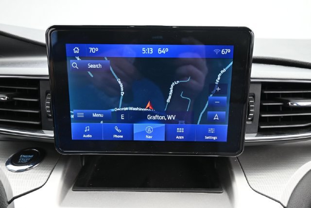 Used 2022 Ford Explorer XLT w/ Equipment Group 202A AWD/4WD image 19