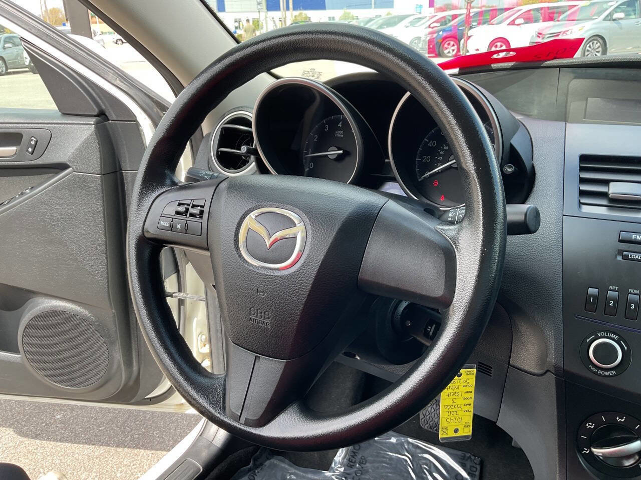 Used 2012 MAZDA MAZDA3 i Sport FWD image 17