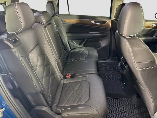 Certified 2025 Volkswagen Atlas SE AWD/4WD image 30