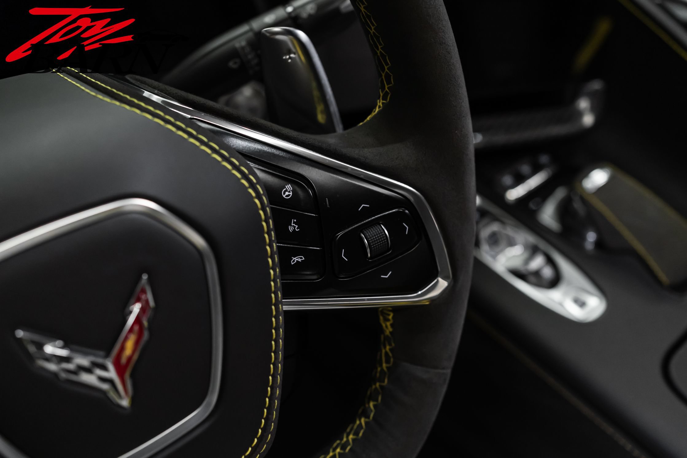 Used 2021 Chevrolet Corvette Stingray Premium Conv w/ Z51 Performance Package RWD image 40