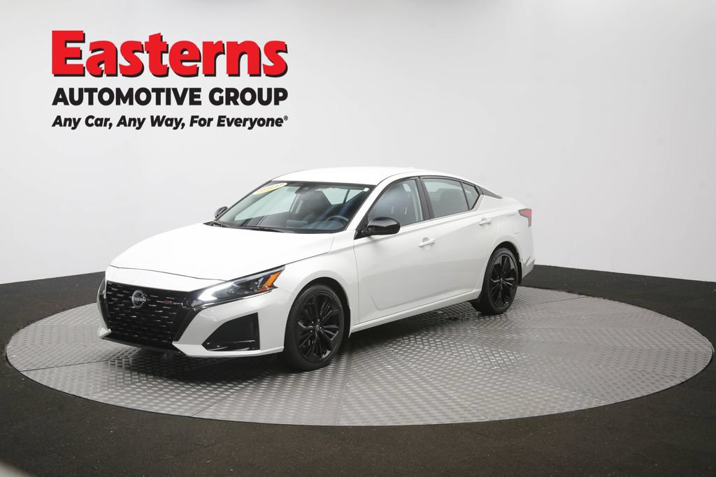 Used 2023 Nissan Altima 2.5 SR FWD image 55
