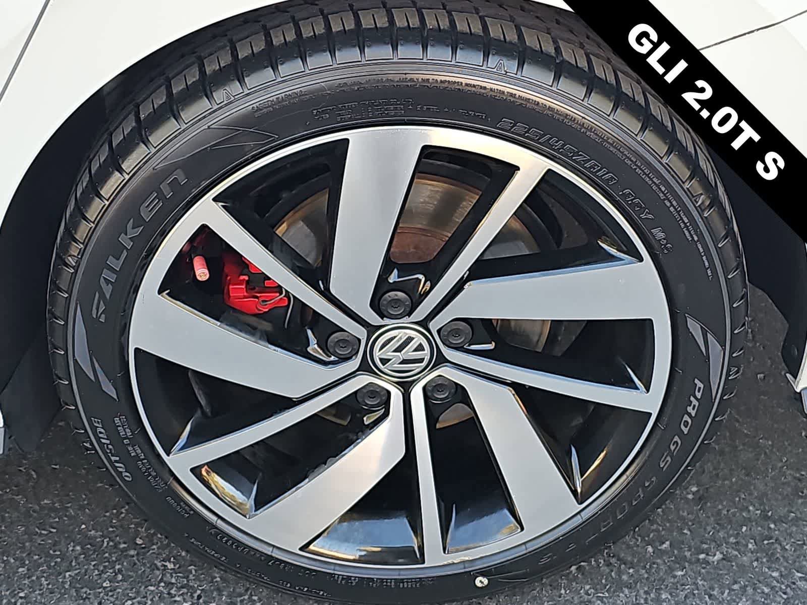 Used 2021 Volkswagen Jetta GLI FWD image 12