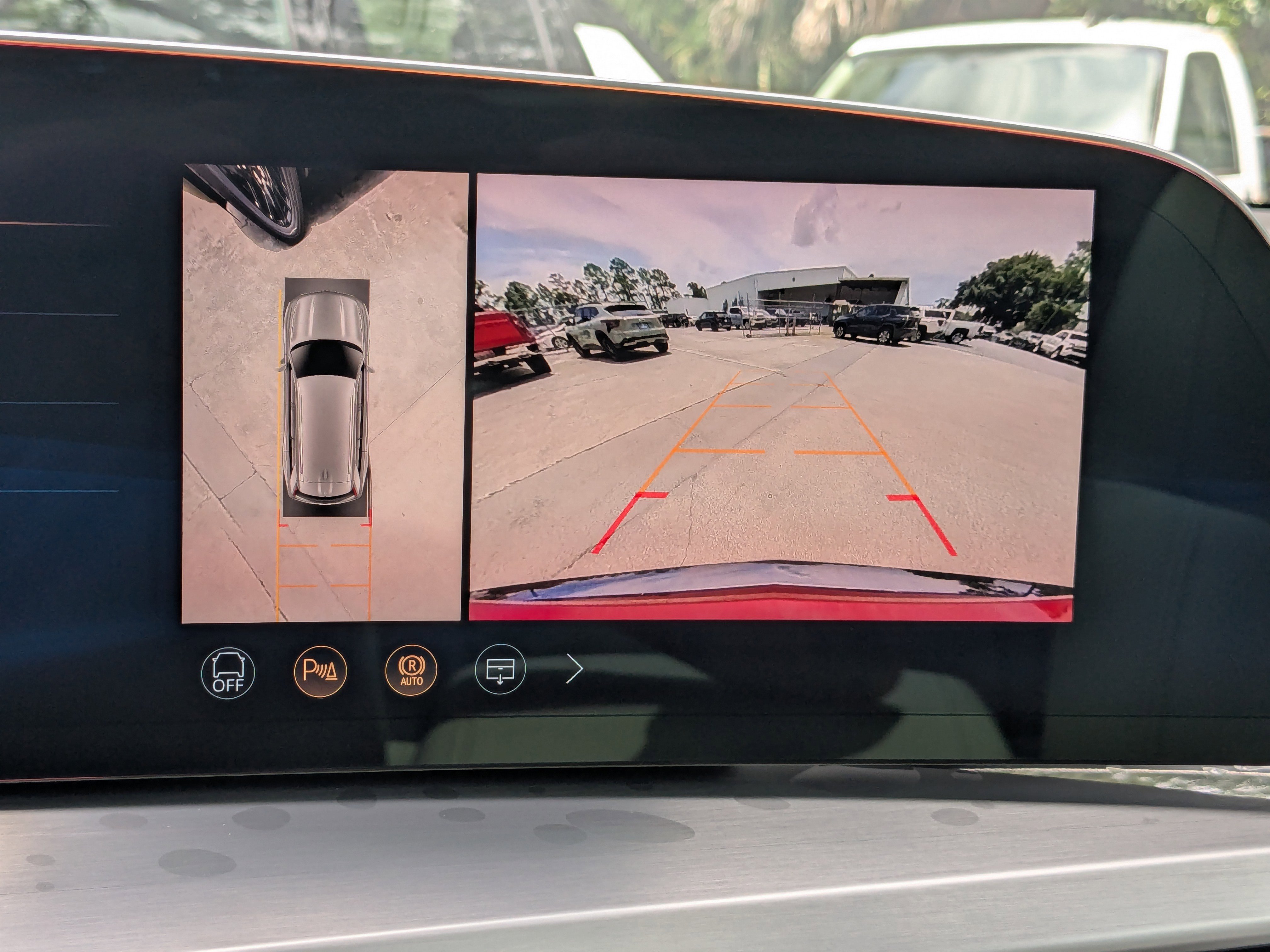 New 2026 Cadillac Vistiq Sport w/ LPO, Floor Liner Package image 8