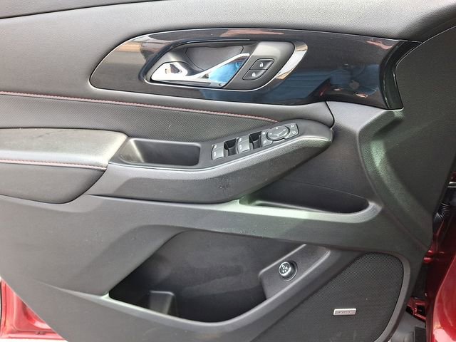 Used 2023 Chevrolet Traverse RS image 13