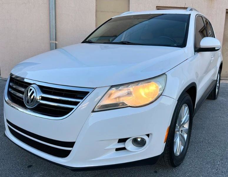 Used 2009 Volkswagen Tiguan SEL FWD image 13