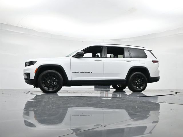 Used 2024 Jeep Grand Cherokee L Laredo image 37