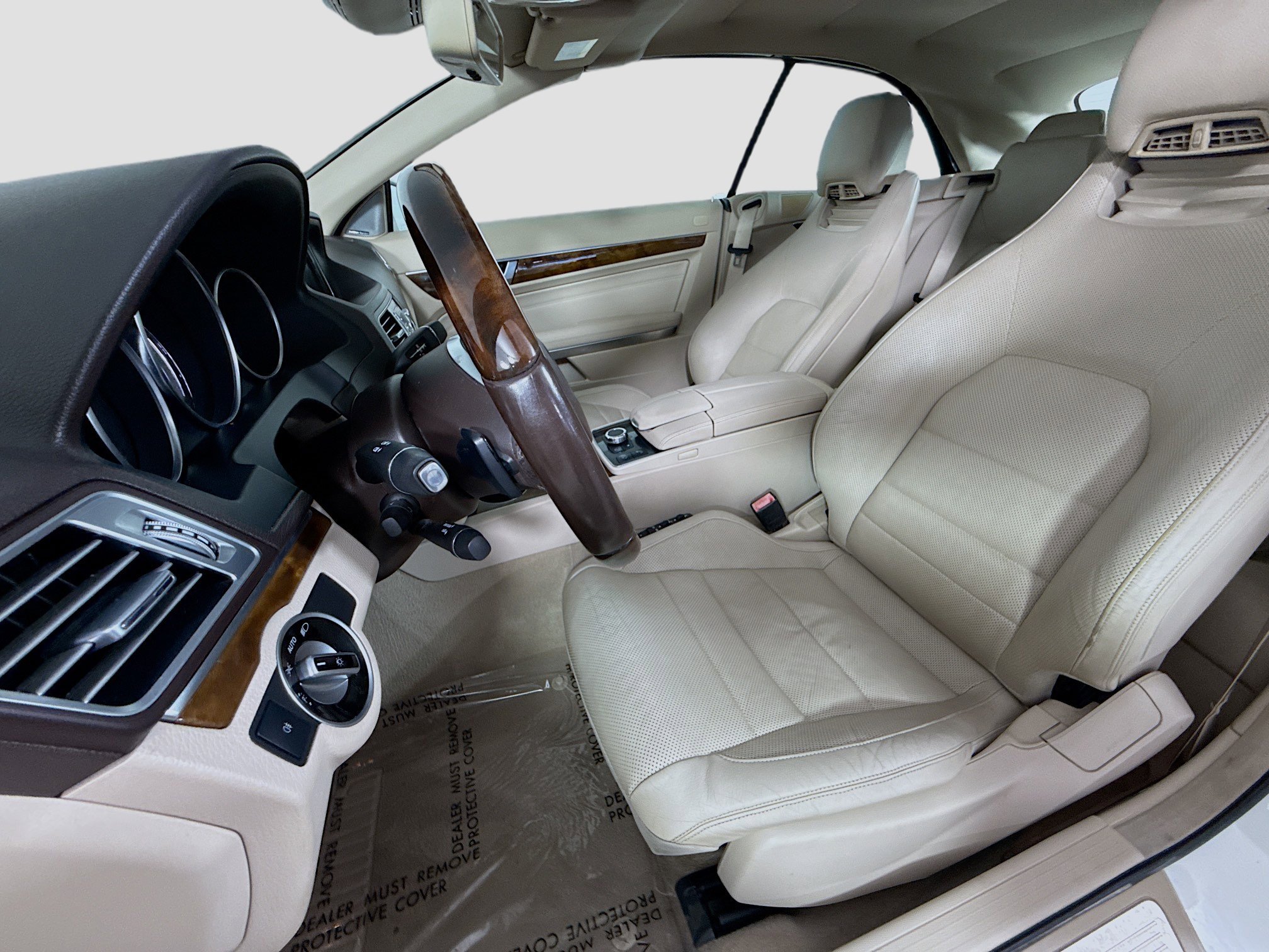 Used 2016 Mercedes-Benz E 400 Cabriolet image 22