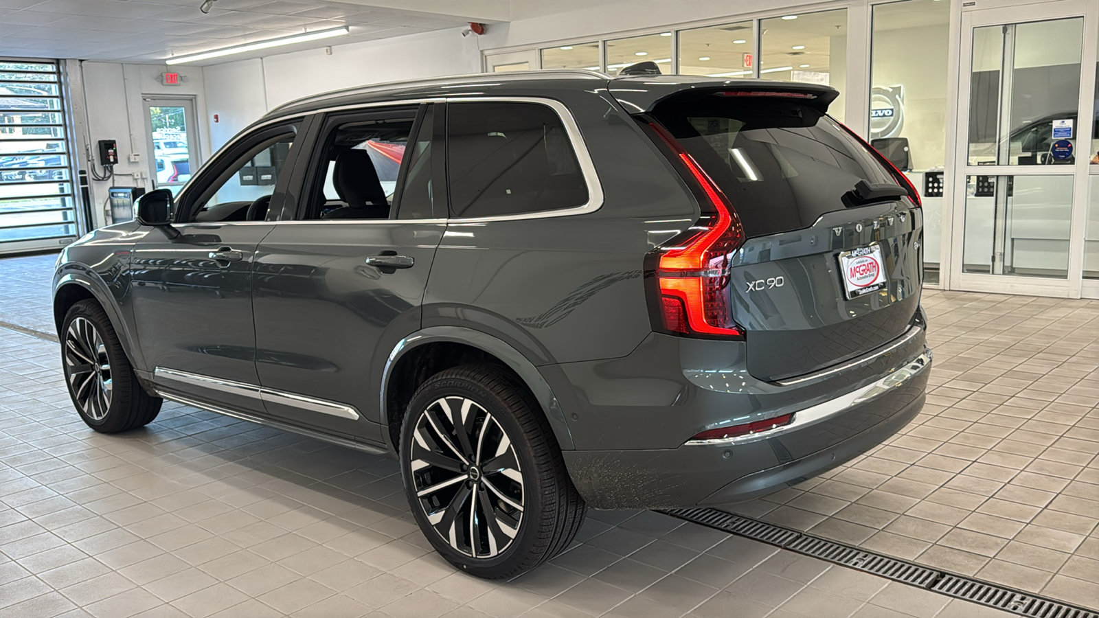 New 2027 Volvo XC90 B6 Ultra AWD/4WD image 7