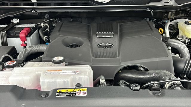 New 2026 Toyota Tundra Limited AWD/4WD image 36