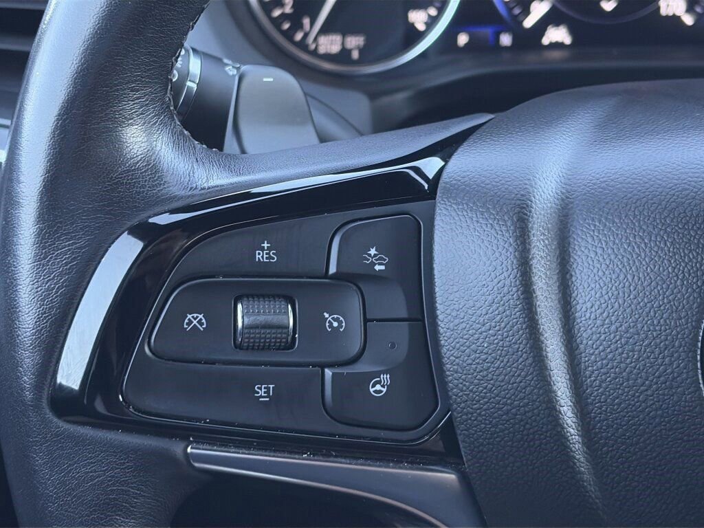 Used 2024 Buick Enclave Premium image 21