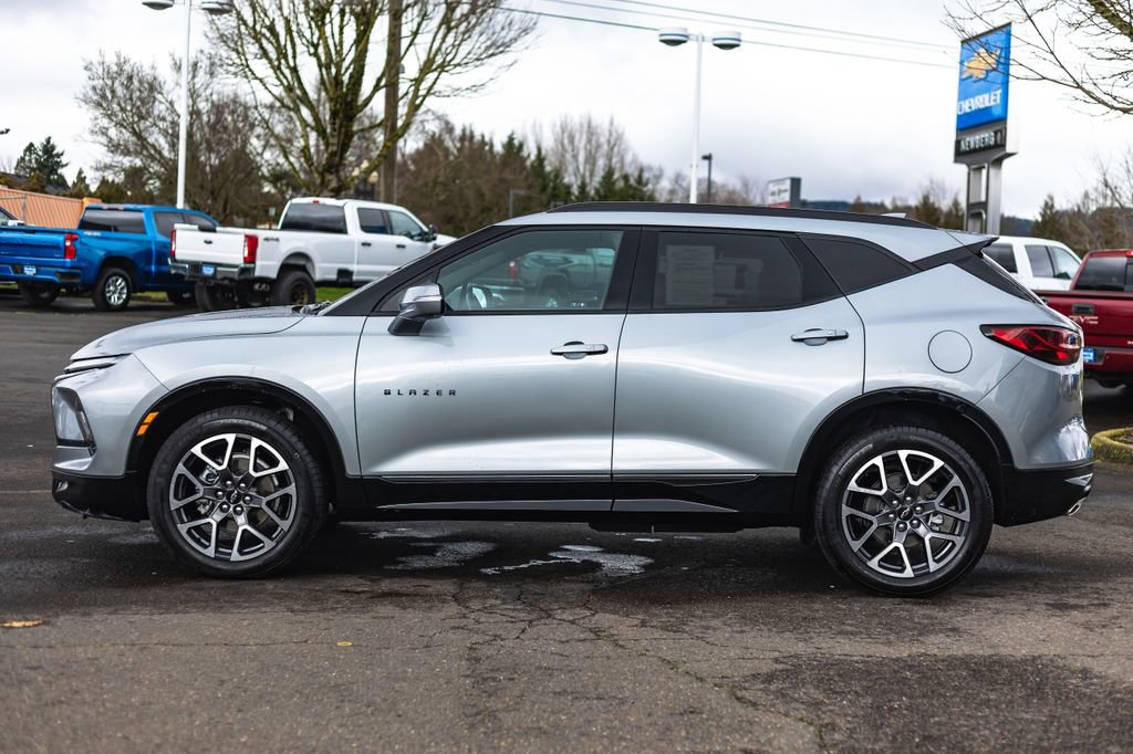 Used 2025 Chevrolet Blazer RS image 12