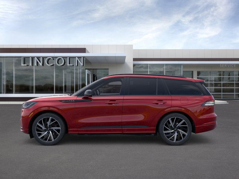 New 2025 Lincoln Aviator Black Label w/ Jet Appearance Package AWD/4WD image 3