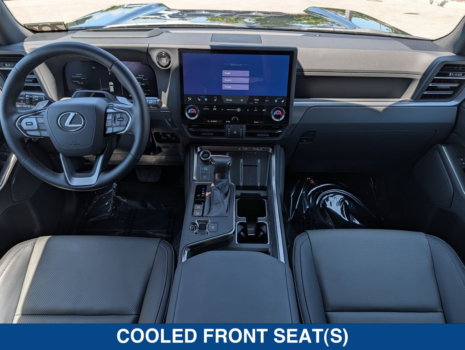 Used 2025 Lexus GX 550 w/ Accessory Package (Z1) AWD/4WD image 44