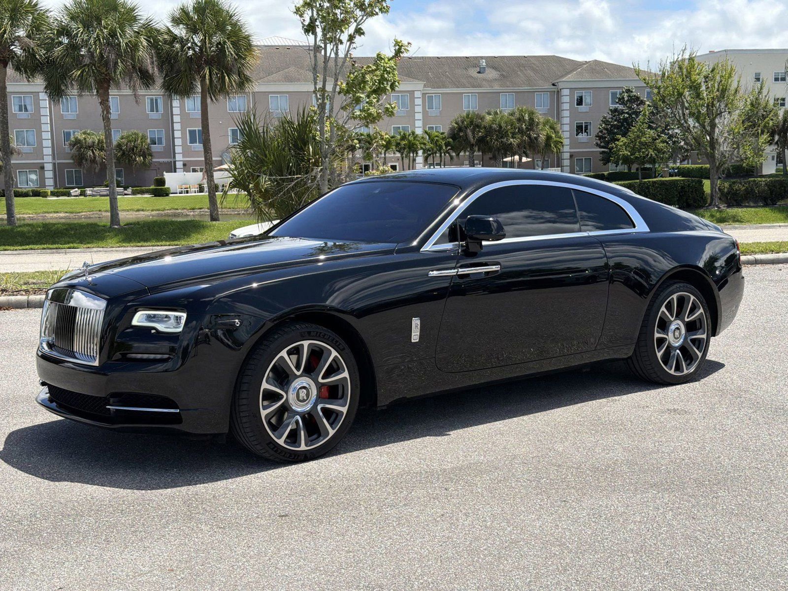 Used 2020 Rolls-Royce Wraith image 9