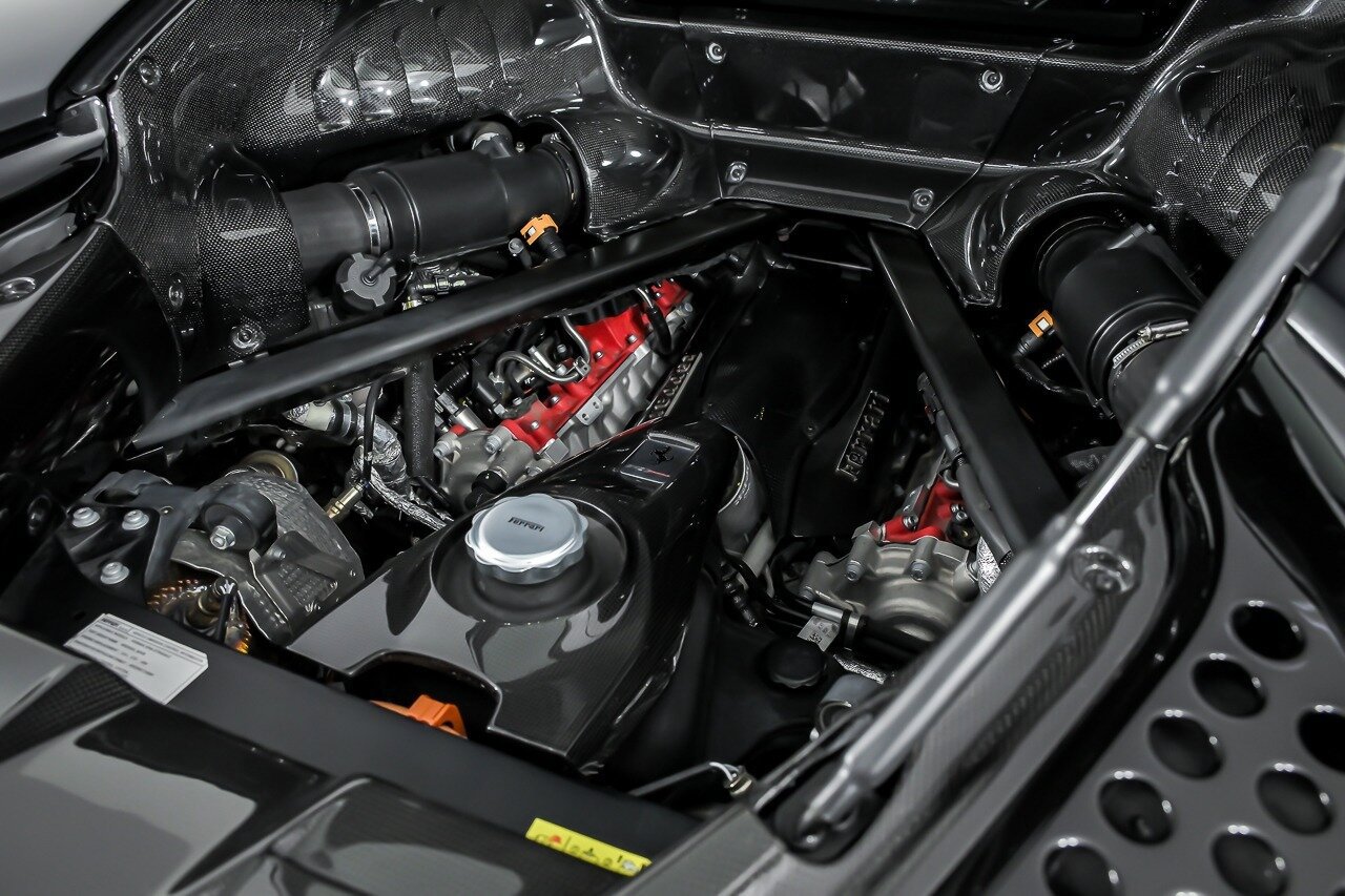 Used 2022 Ferrari SF90 Stradale image 21