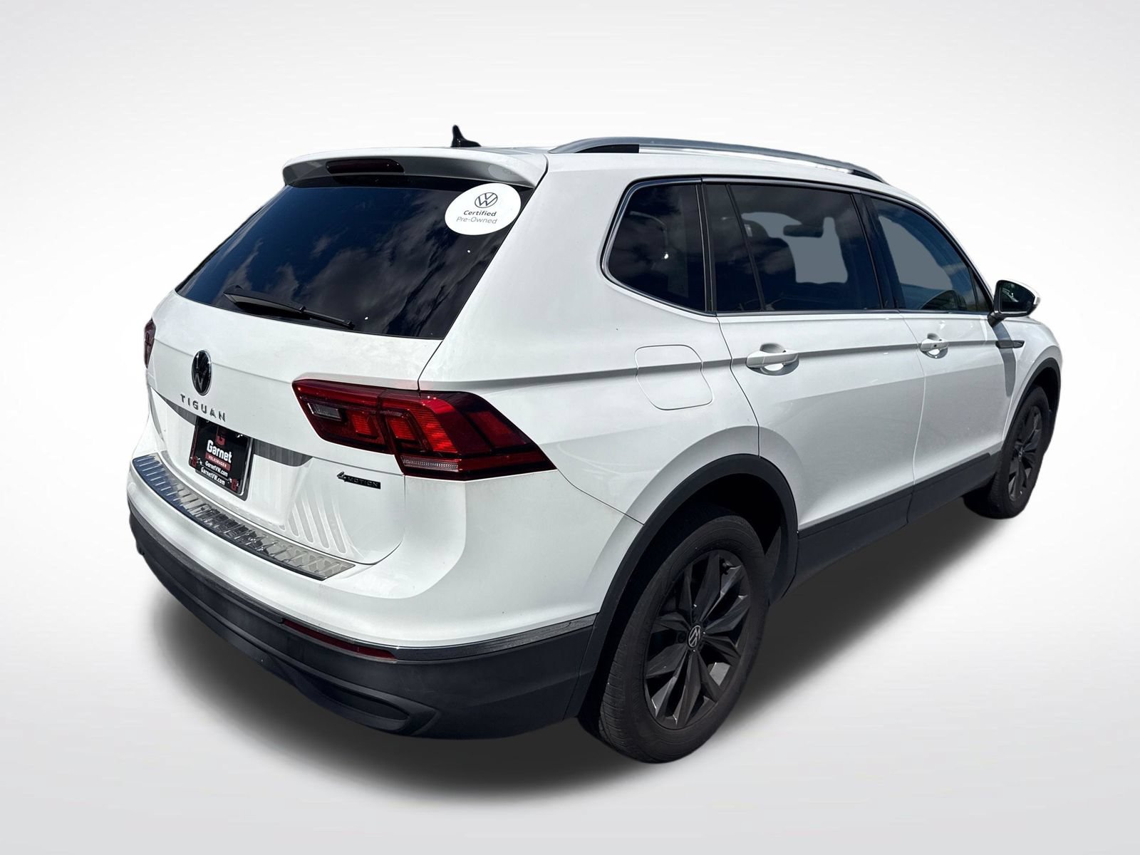 Certified 2024 Volkswagen Tiguan SE AWD/4WD image 5