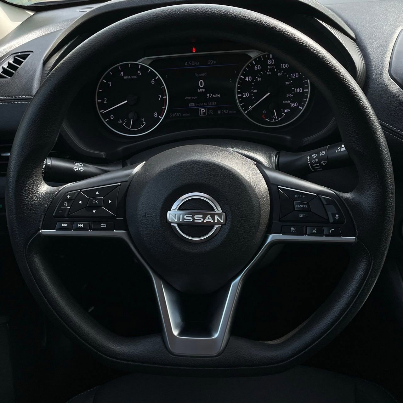 Used 2024 Nissan Sentra SV FWD image 13
