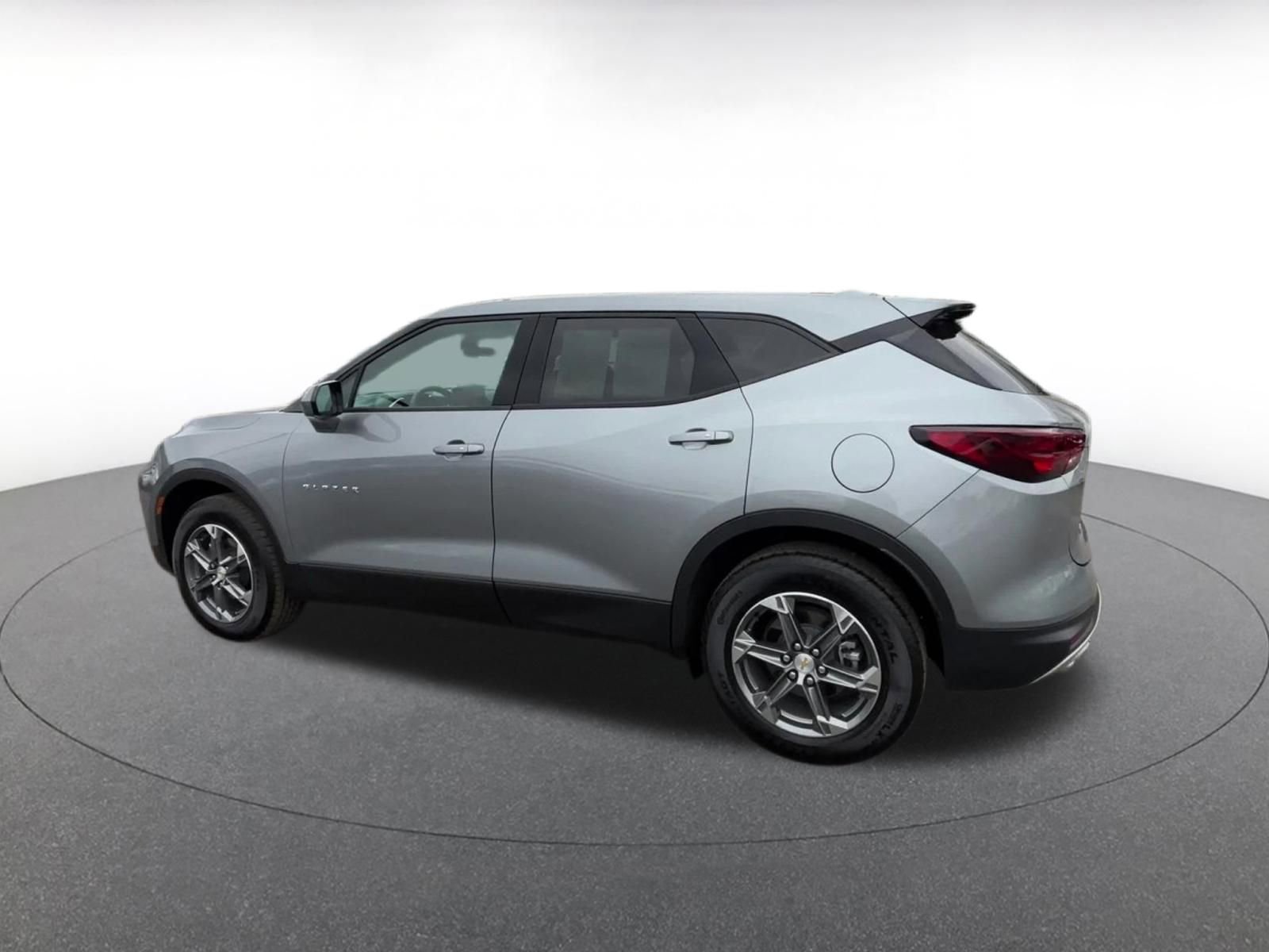 Used 2025 Chevrolet Blazer LT image 10