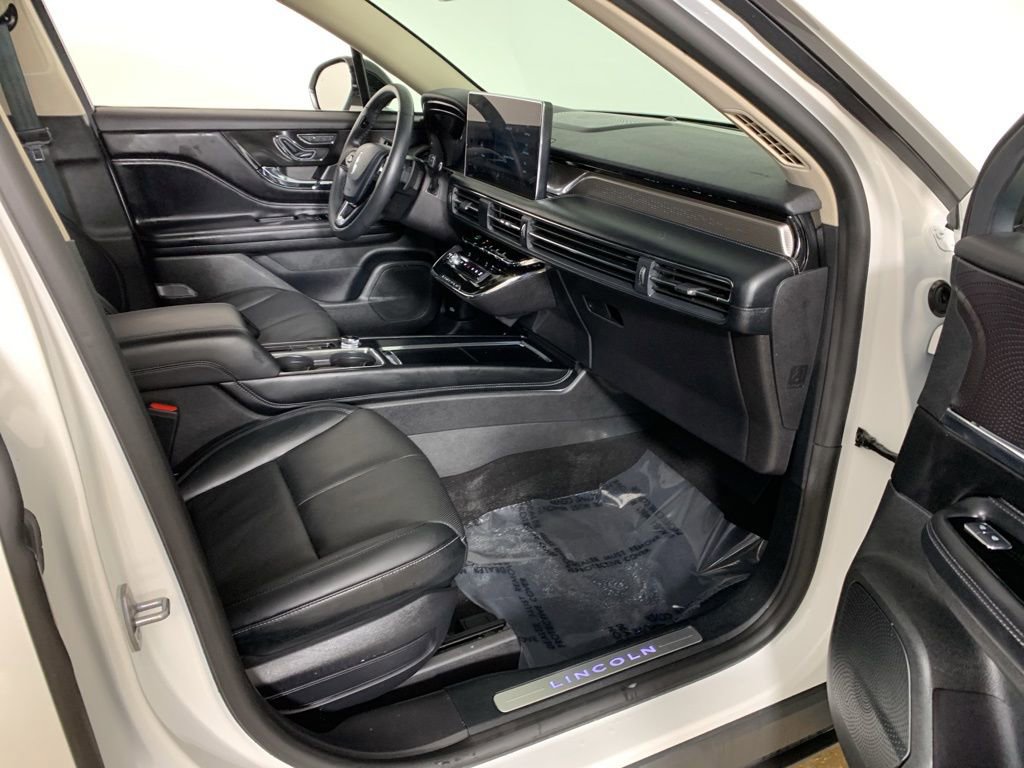 Used 2024 Lincoln Corsair Grand Touring w/ Equipment Group 301A AWD/4WD image 36