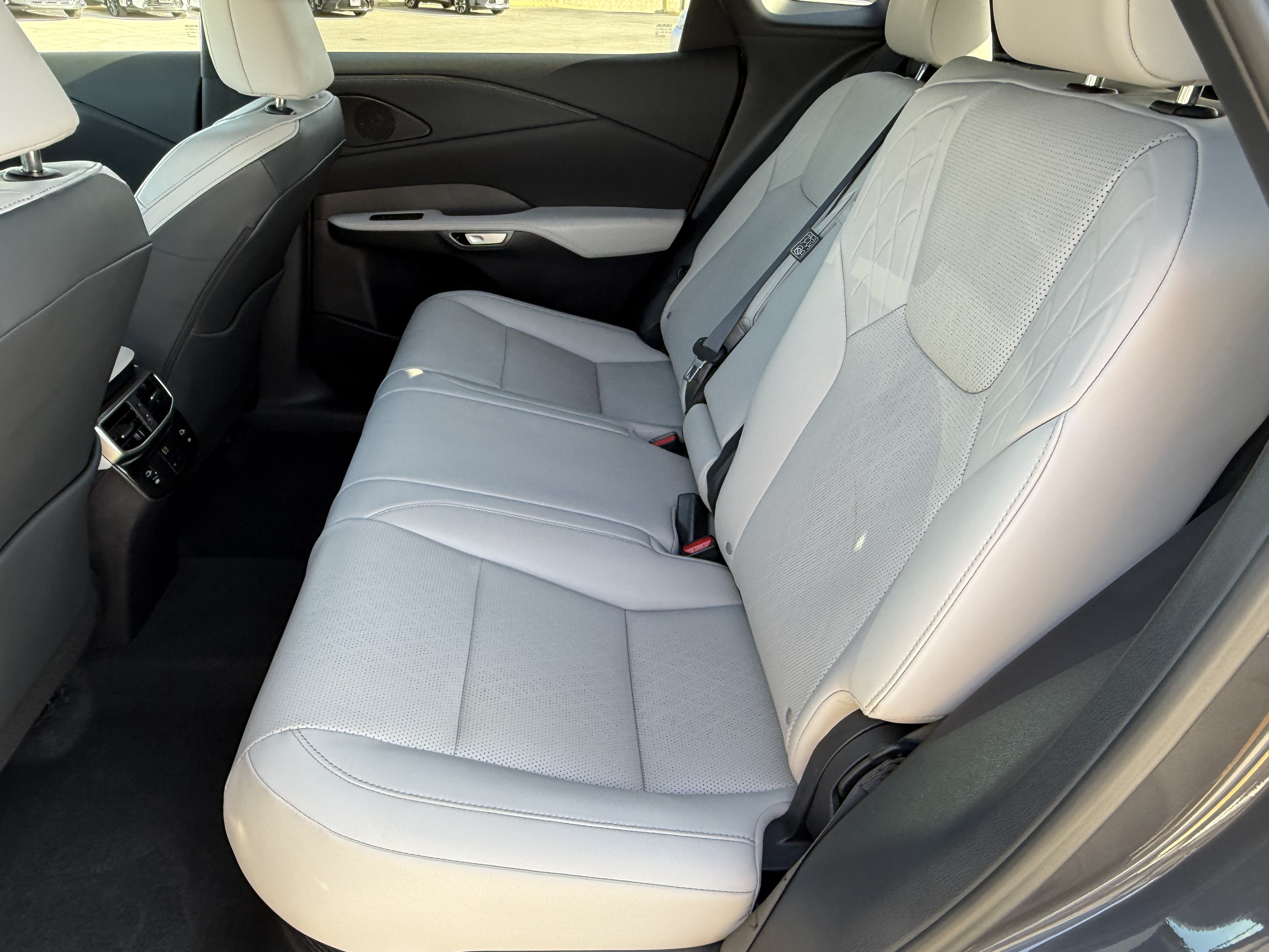 Certified 2025 Lexus RX 350 w/ Convenience Package AWD/4WD image 29