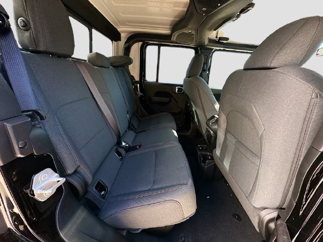 New 2026 Jeep Gladiator Sport AWD/4WD image 25