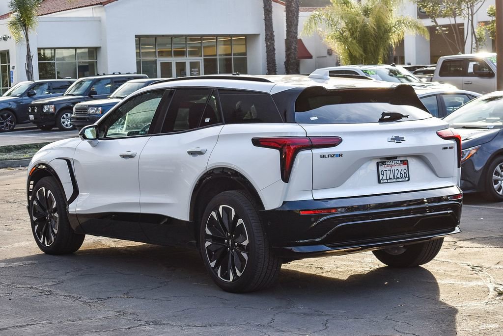 New 2025 Chevrolet Blazer EV RS w/ Super Cruise Package AWD/4WD image 5
