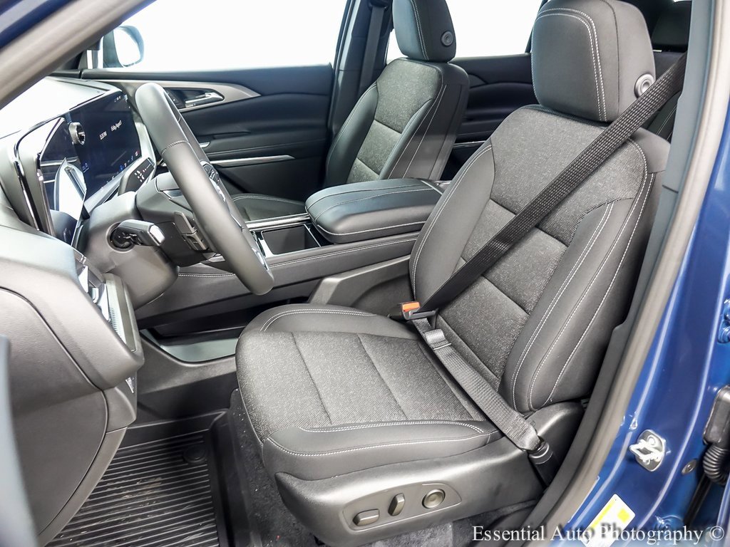 New 2026 Chevrolet Traverse LT w/ Driver Confidence Package image 9