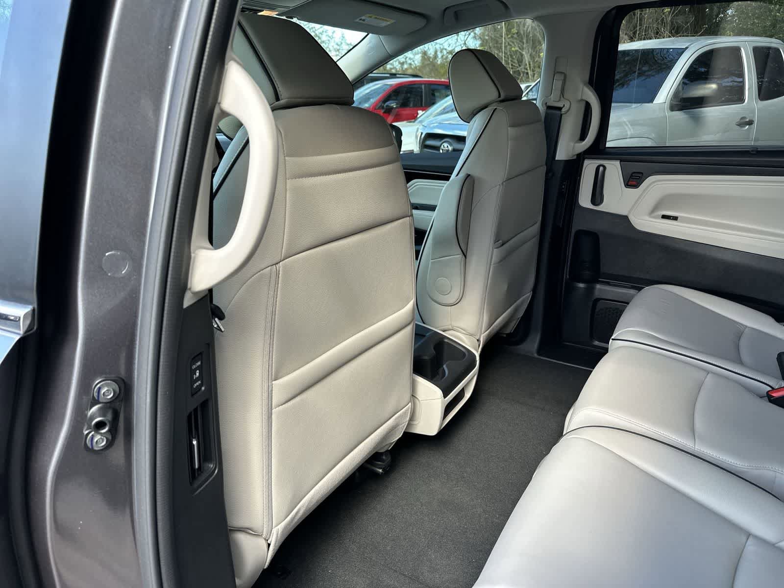 New 2026 Honda Odyssey Touring image 12