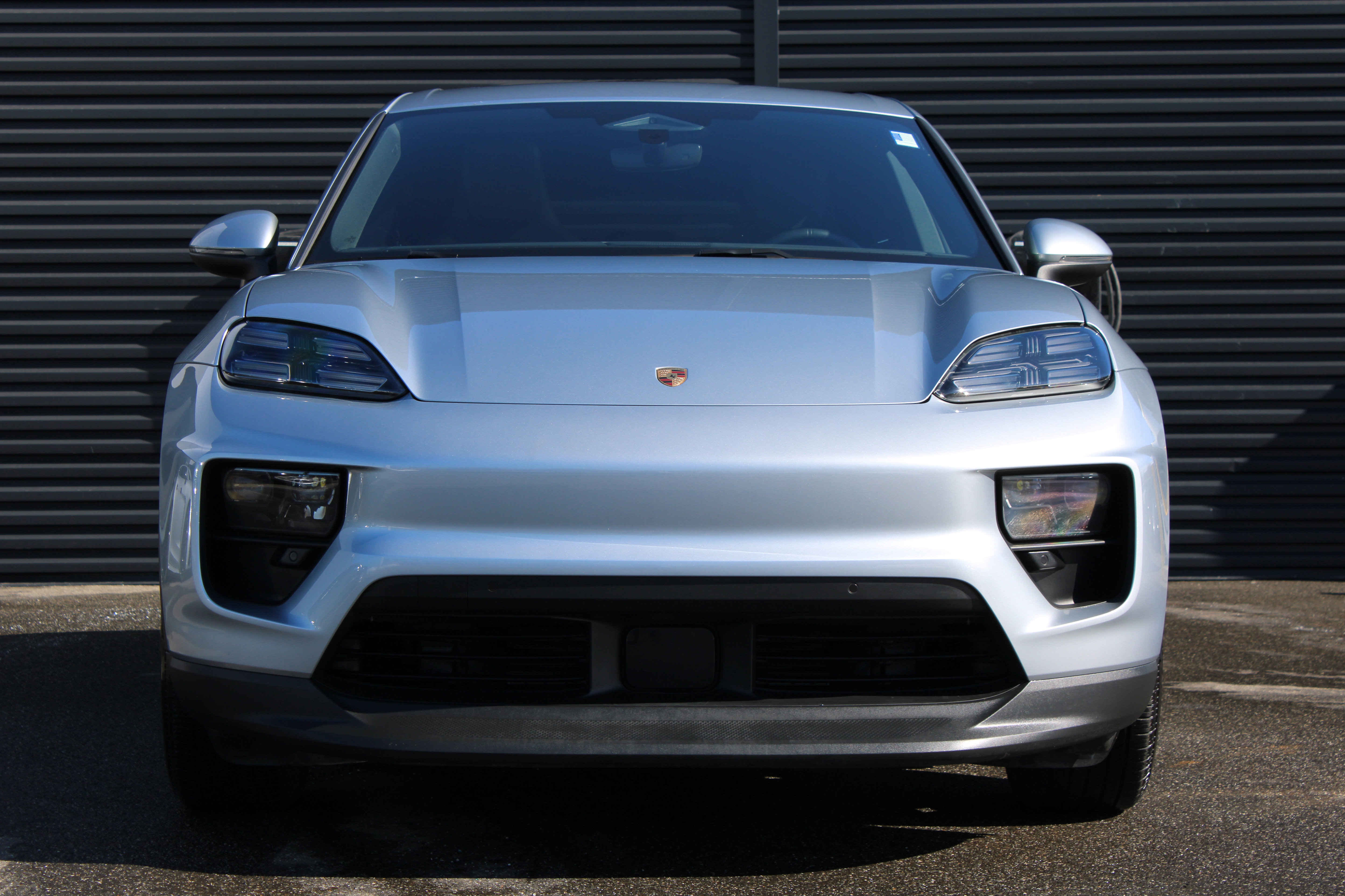 Certified 2024 Porsche Macan 4 Electric image 11