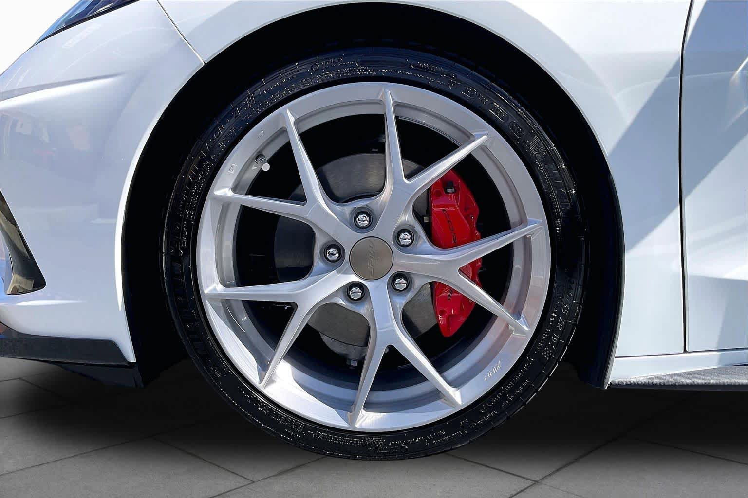 Certified 2021 Chevrolet Corvette Stingray Preferred Cpe w/ Engine Appearance Package RWD image 10