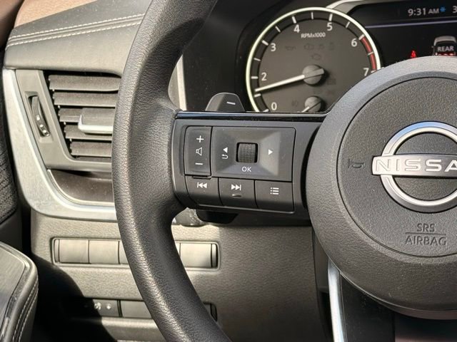 Certified 2023 Nissan Rogue SV image 24