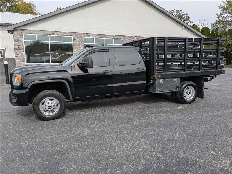 Used 2015 GMC Sierra 3500 4x4 Crew Cab w/ Snow Plow Prep Package image 3