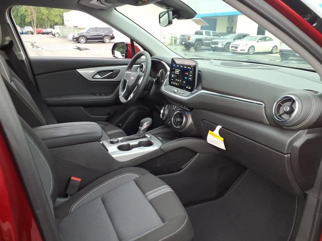 New 2026 Chevrolet Blazer LT w/ Convenience Package FWD image 13