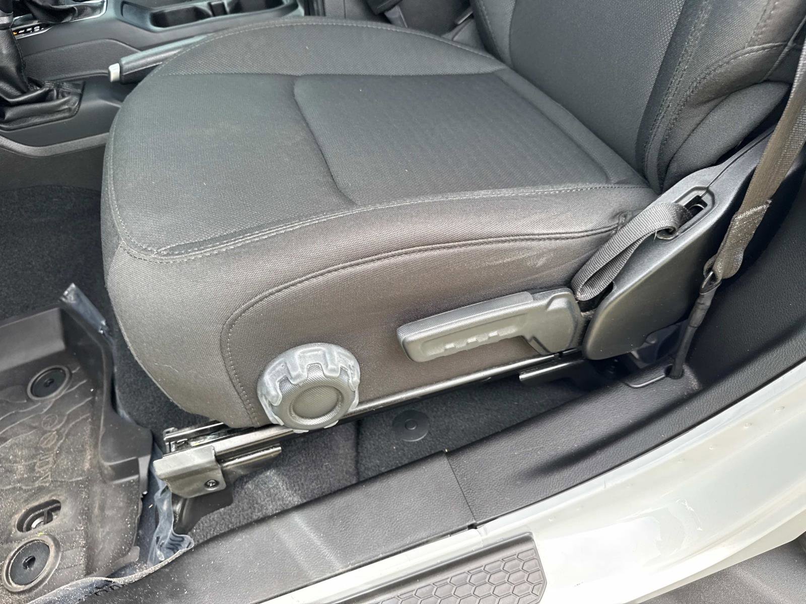 Certified 2022 Jeep Wrangler Sport image 12