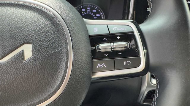 Used 2022 Kia Sorento S FWD image 31