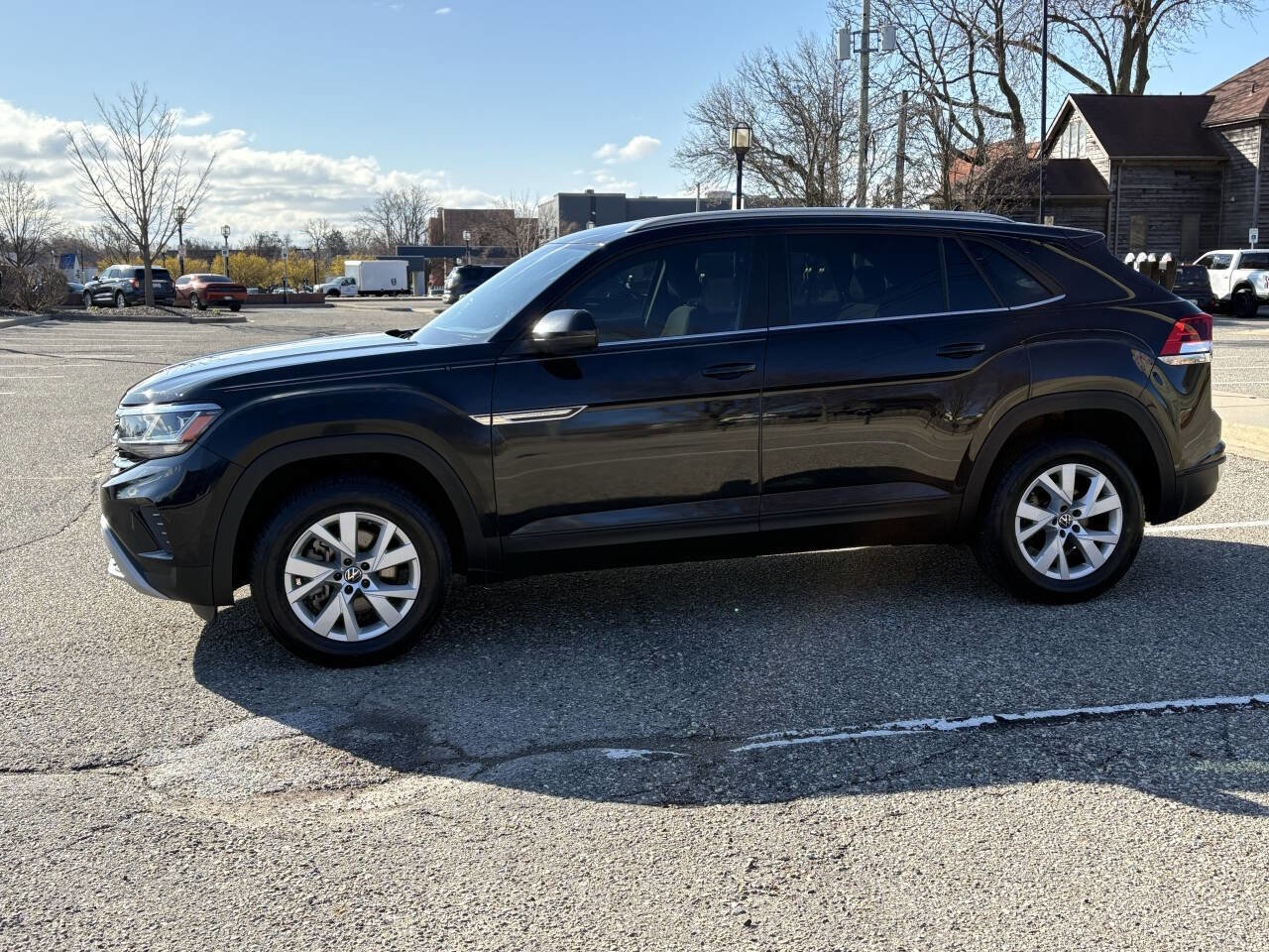 Used 2021 Volkswagen Atlas Cross Sport S image 12