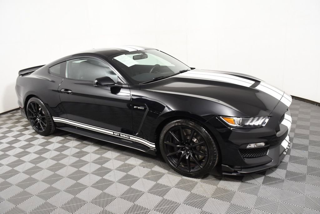 Used 2018 Ford Mustang Shelby GT350 w/ Electronics Package RWD image 8