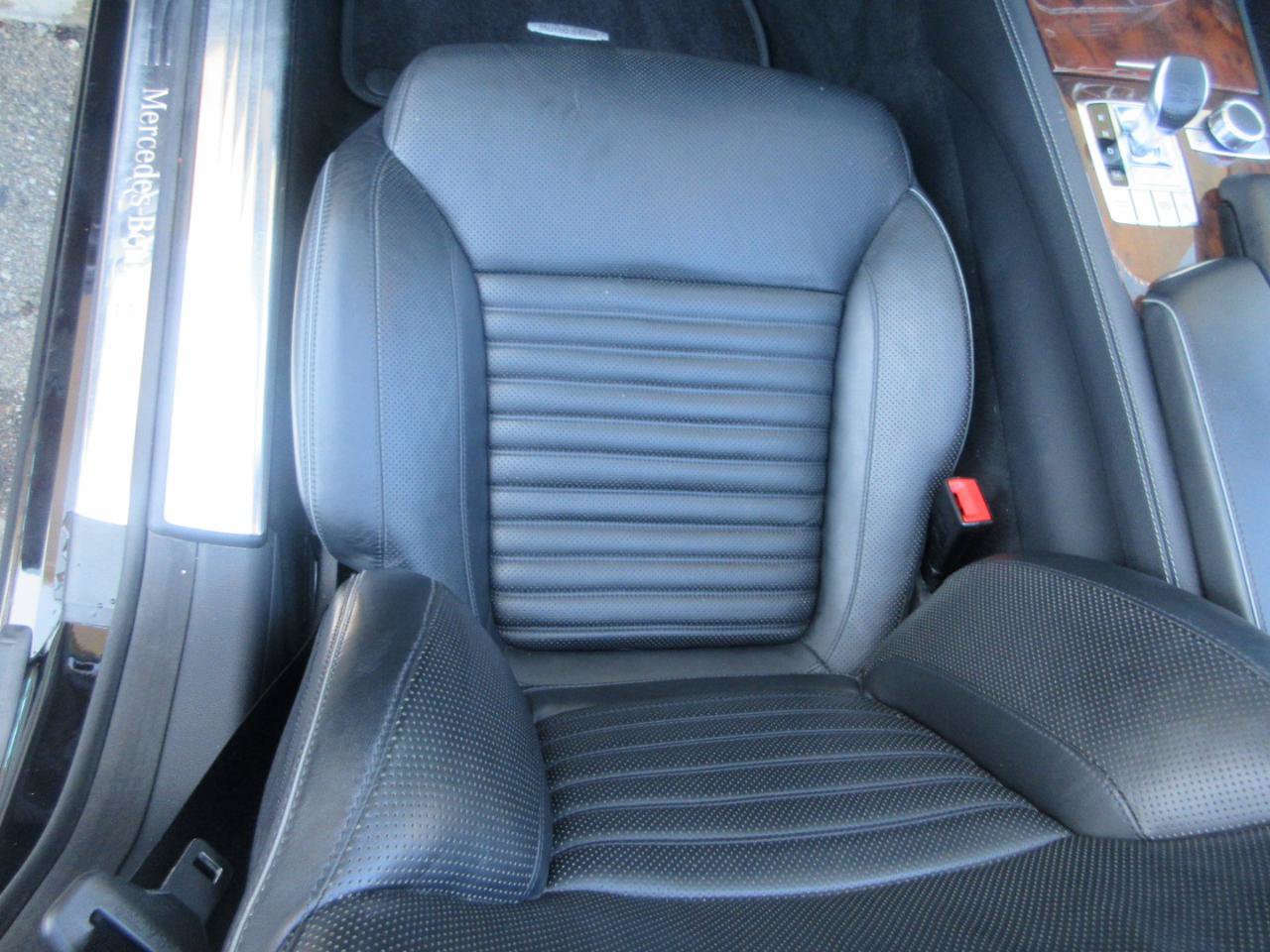 Used 2017 Mercedes-Benz SL 550 image 10